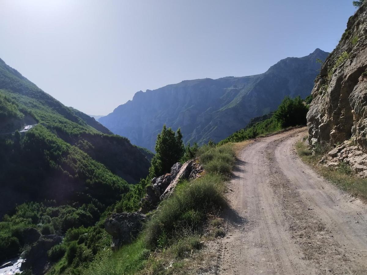 Guesthouse Shtini Fshat Екстериор снимка